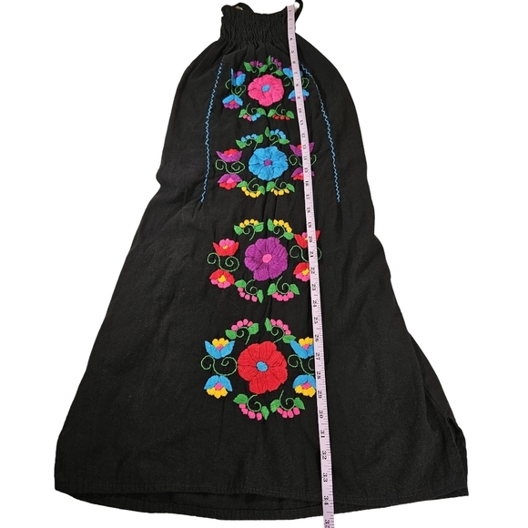 Gorgeous Floral Embroidered Black Halter Dress, Tie Neck, Elastic Back,XS/Small - Picture 9 of 10